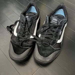 Mens Ultrarange black vans